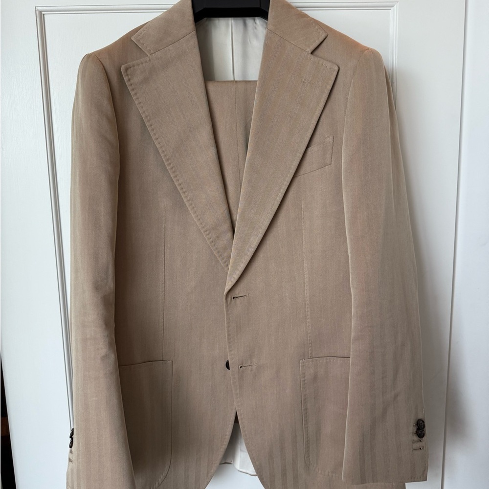 Men's Tan Herringbone Suit 38R